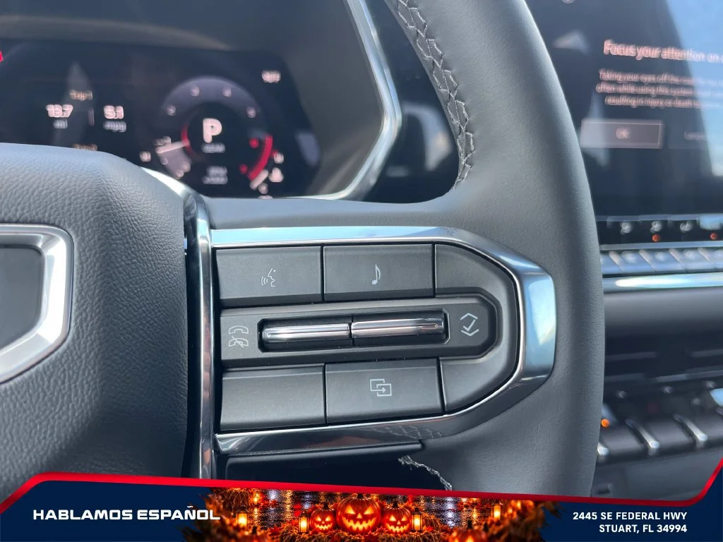 New 2026 Sterling Metallic GMC Elevation image 26