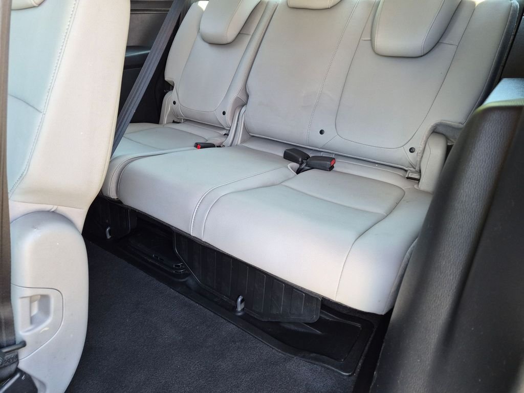 Used 2019 Gray Honda EX-L image 20