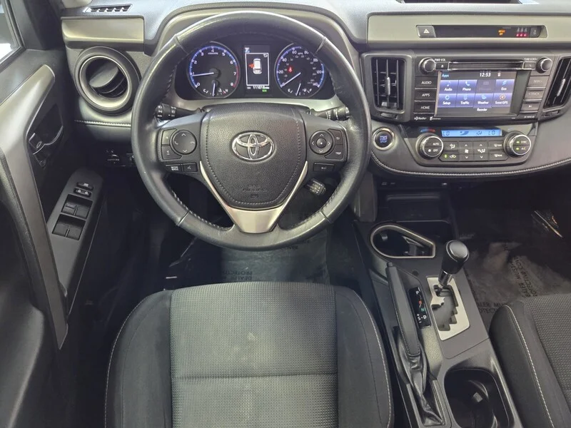 Used 2018 Silver Sky Metallic TOYOTA XLE AWD image 13