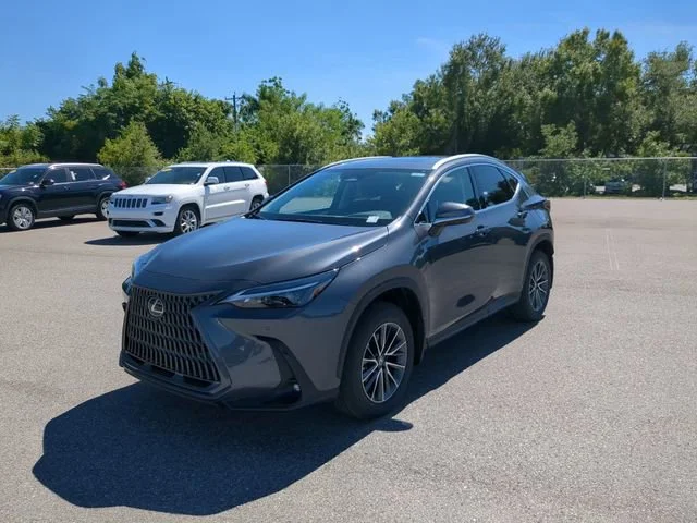 2026 Lexus NX 350 Premium - Photo 8