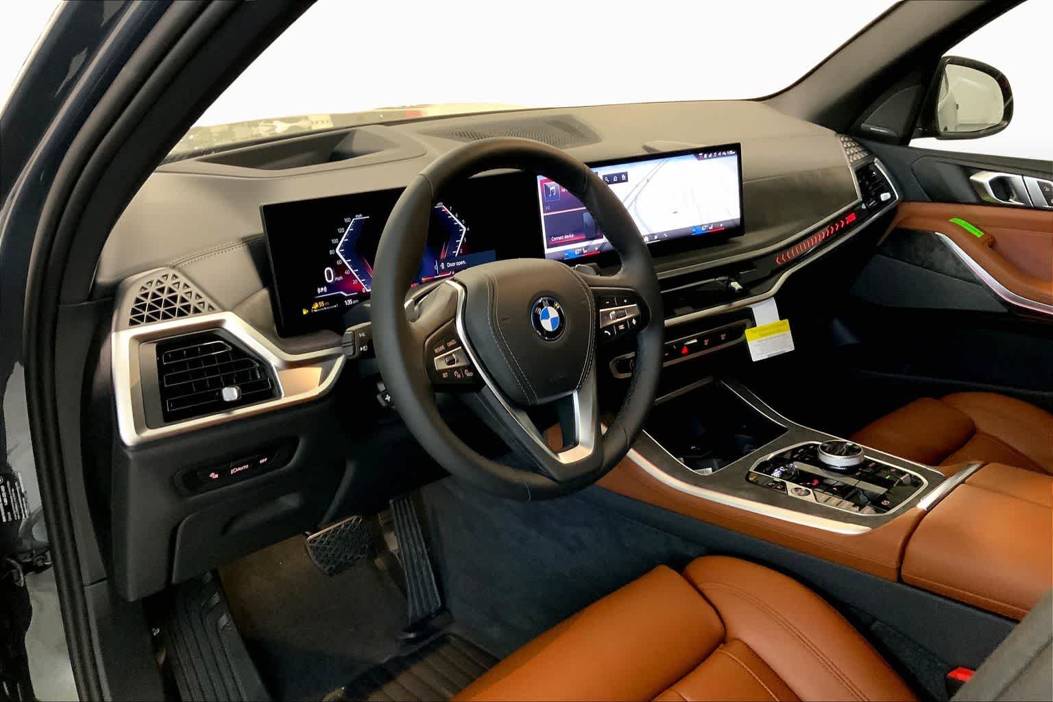 New 2026 Dravit Grey Metallic BMW xDrive50e image 8