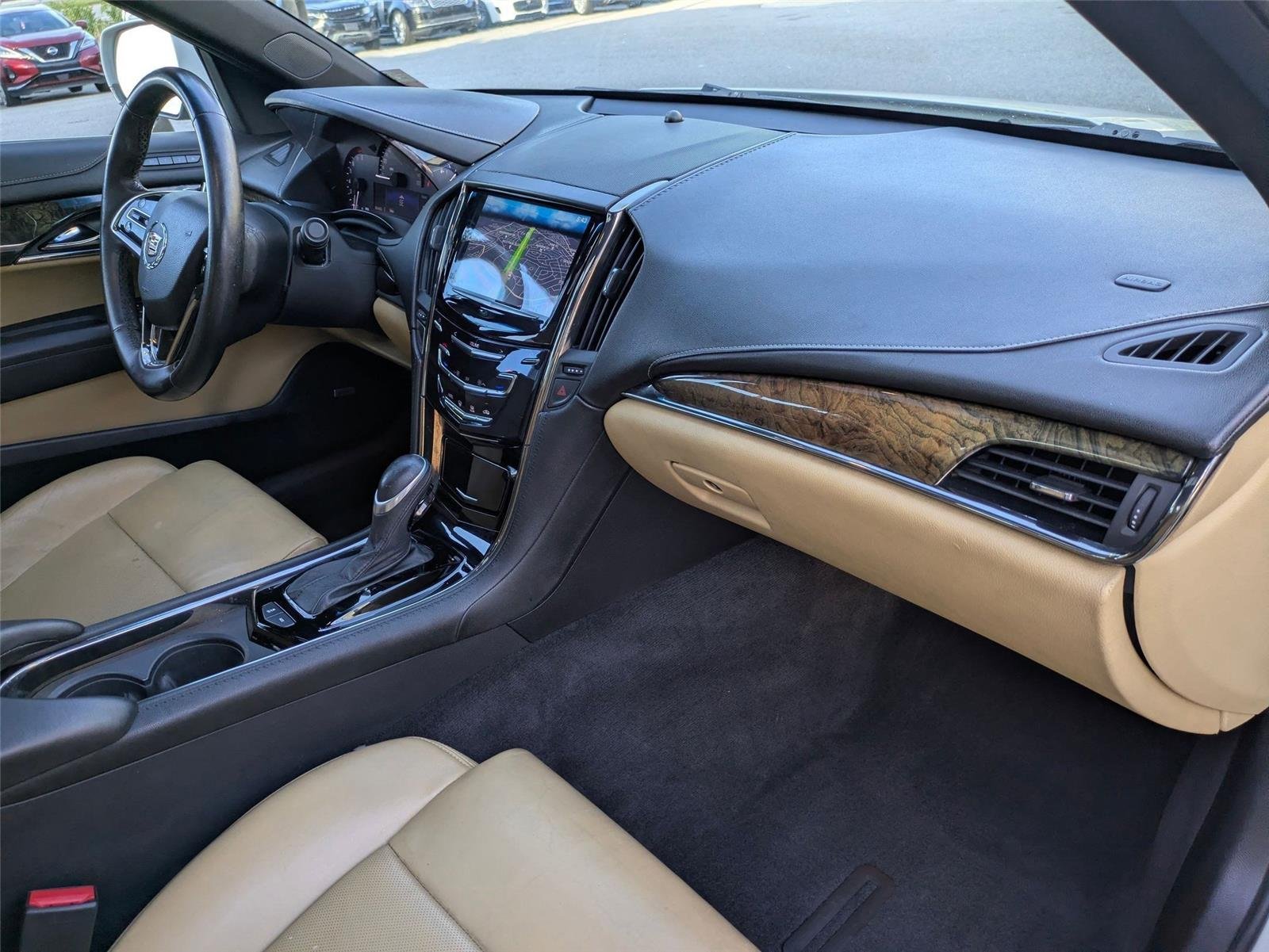 Used 2013 White Diamond Tricoat Cadillac Luxury image 38