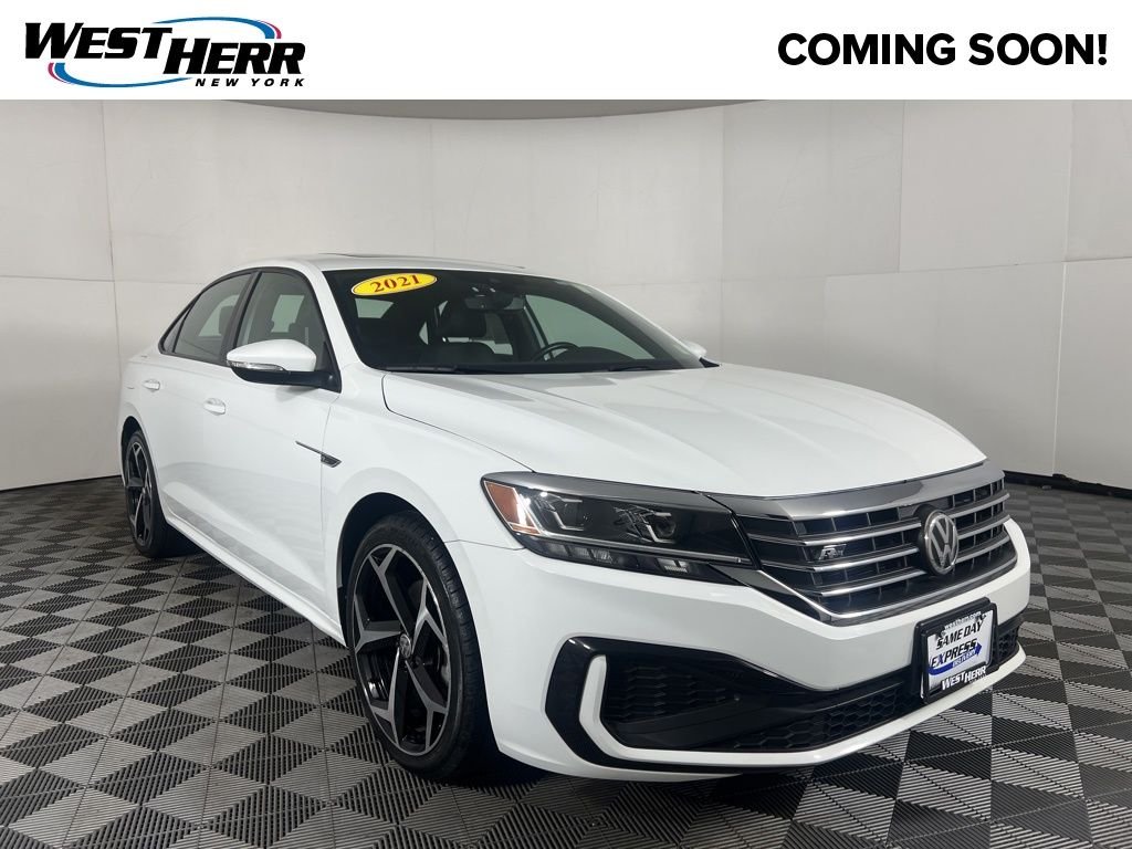 2021 Volkswagen Passat R-Line