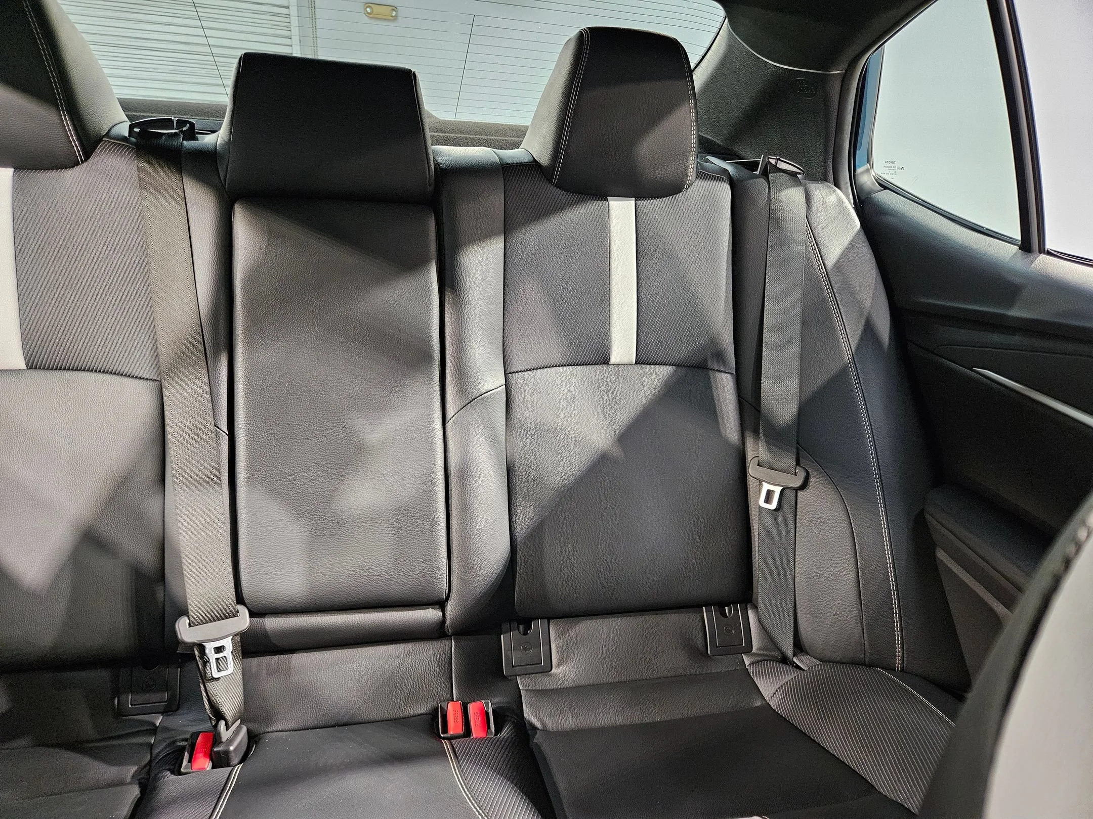 Used 2025 Ocean Gem Toyota SE image 14
