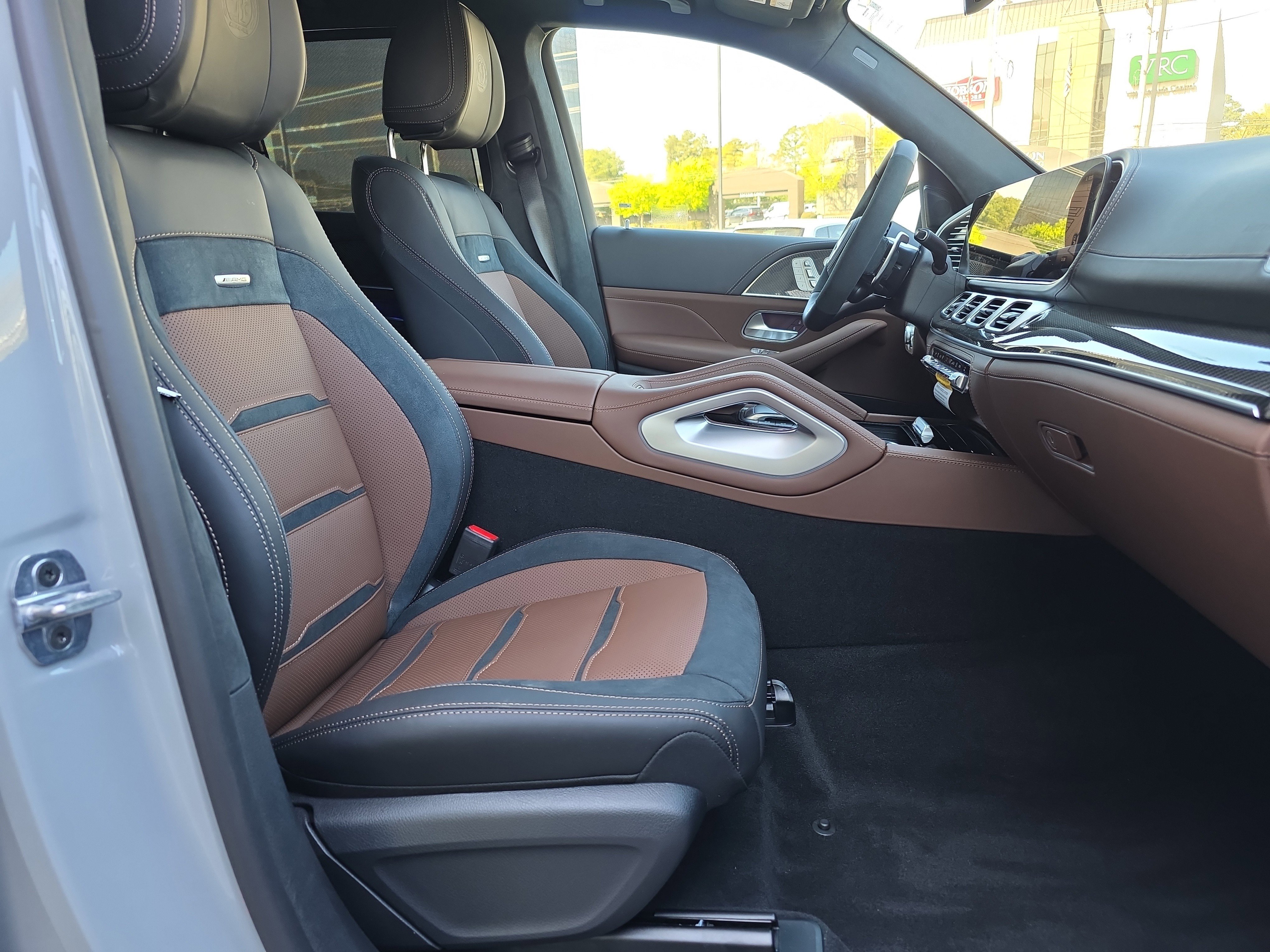 New 2026 MANUFAKTUR Alpine Grey Mercedes-Benz GLE 63 S AMG® image 44