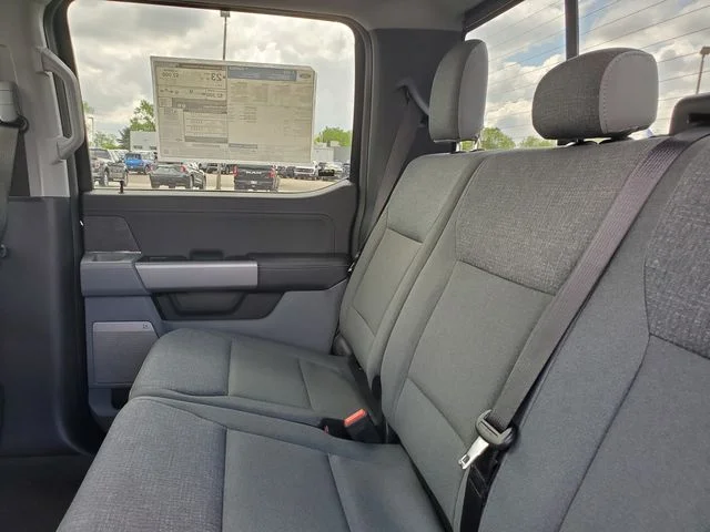 2025 Ford F-150 XLT - Photo 14
