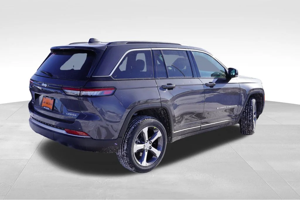 New 2026 Baltic Gray Metallic Clearcoat Jeep Limited image 3