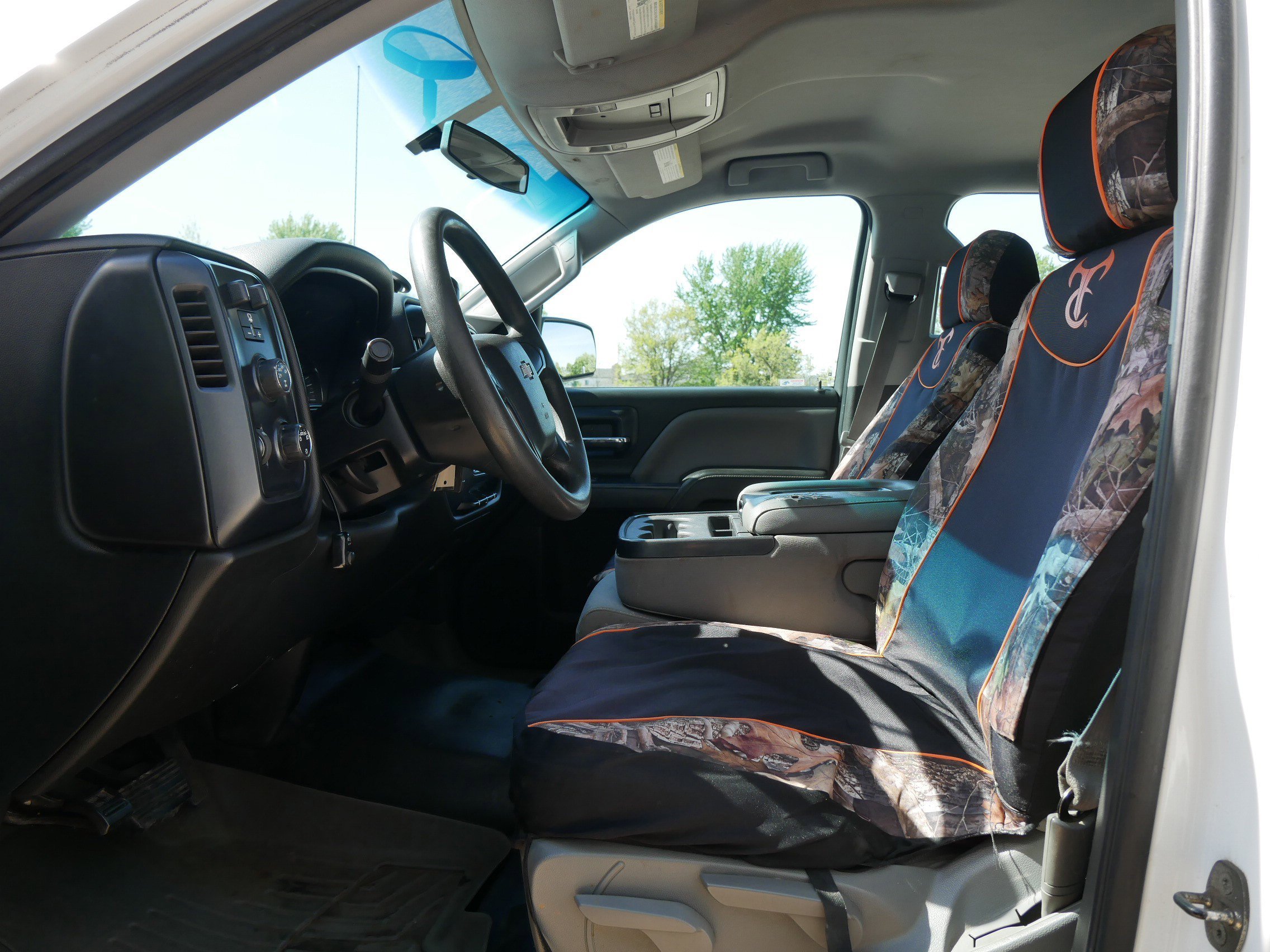 Used 2014 White Chevrolet Work Truck image 10