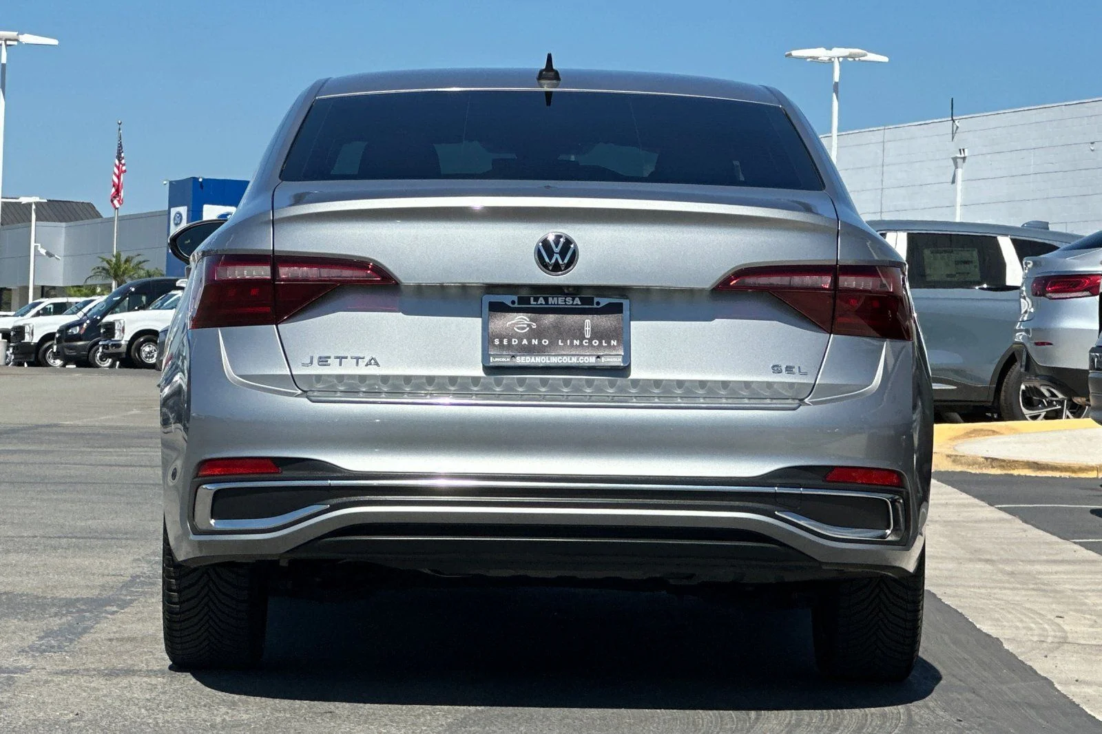 Used 2023 Silver Volkswagen 1.5T SEL image 4
