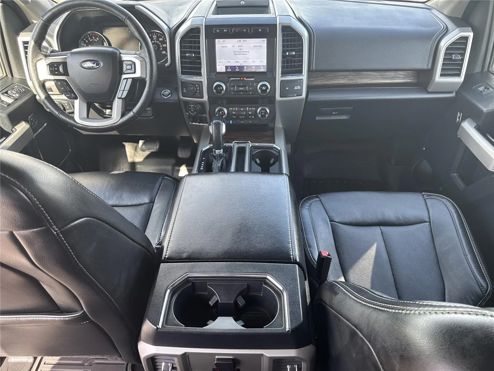 Used 2019 Ingot Silver Ford LARIAT image 13