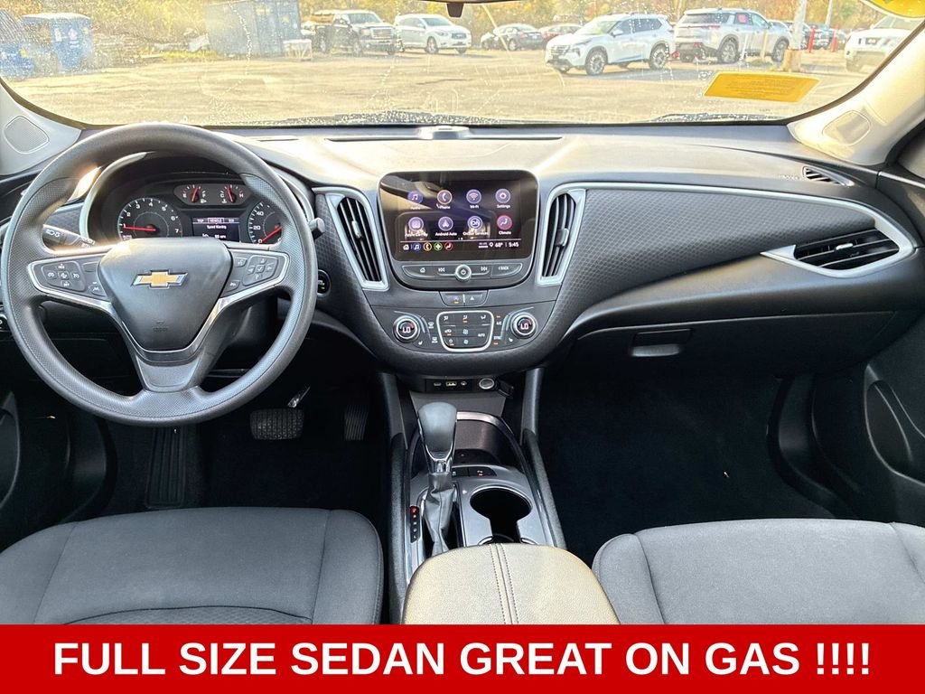 Used 2024 Gray Chevrolet LT image 17
