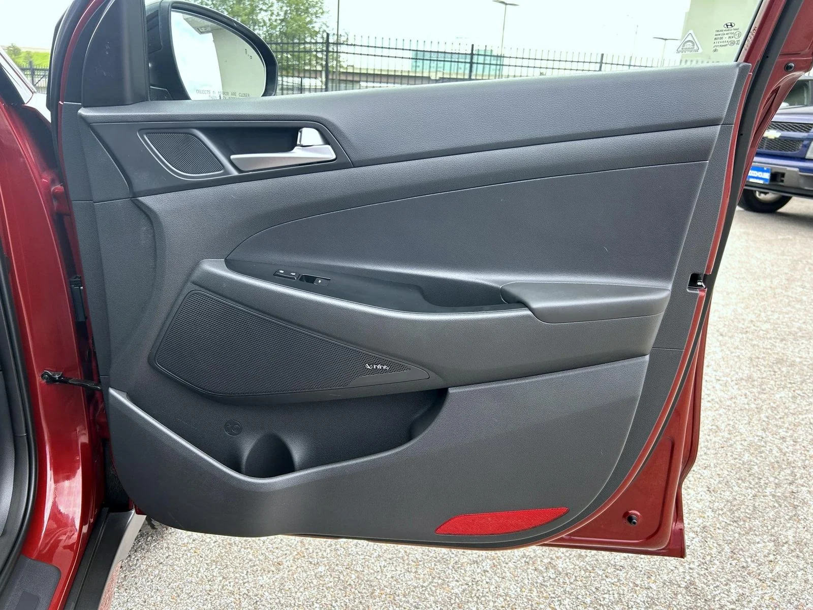 Used 2019 Red Hyundai Night image 15