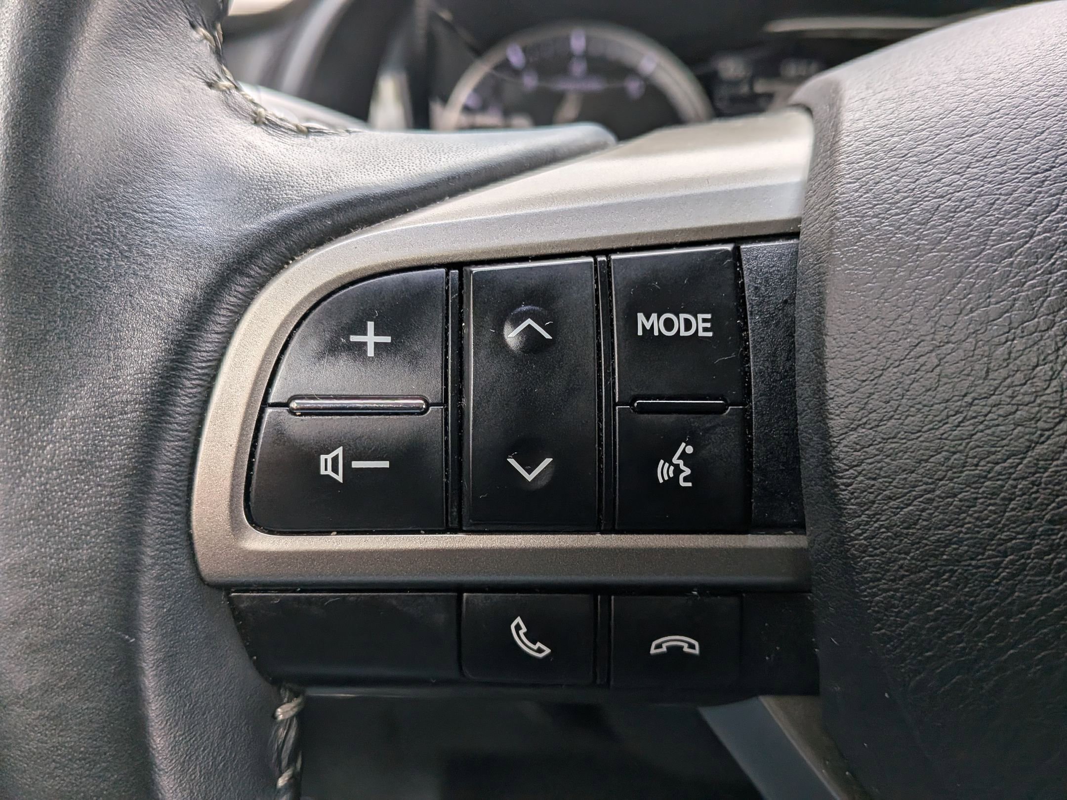 Used 2018 Atomic Silver Lexus 350 FWD image 14