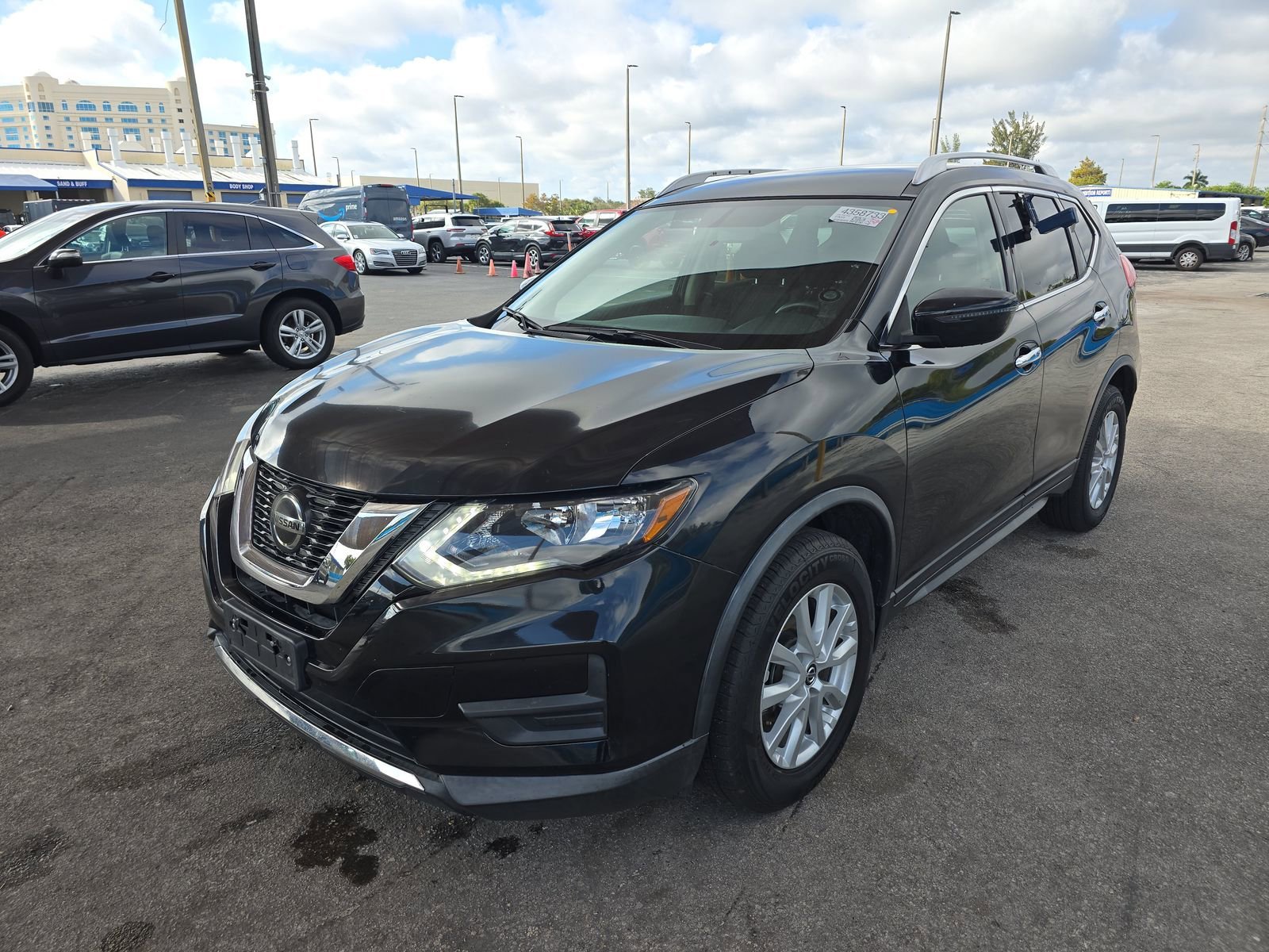 2018 Nissan Rogue SV