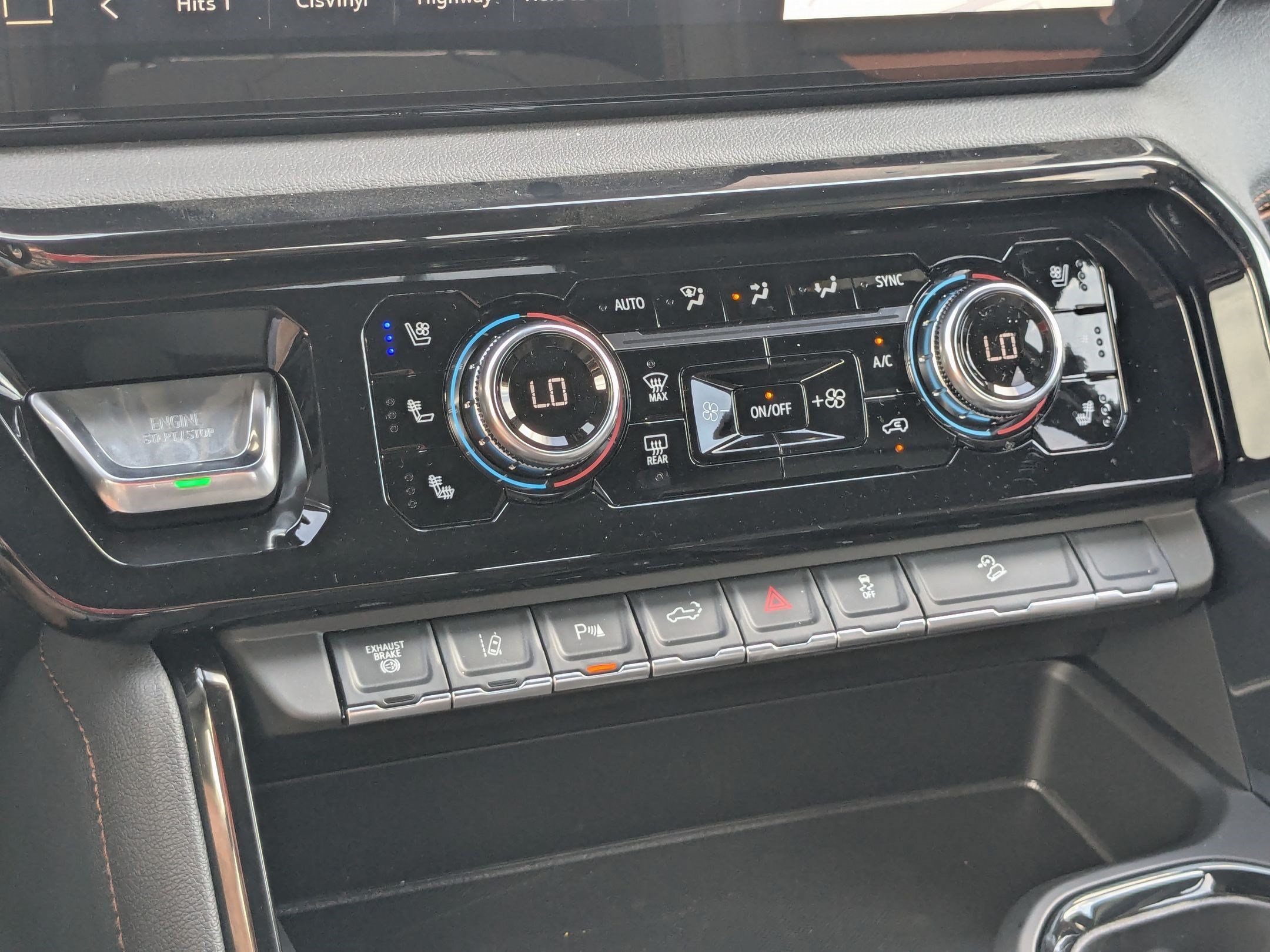 2026 GMC Sierra 3500HD AT4 - Photo 20