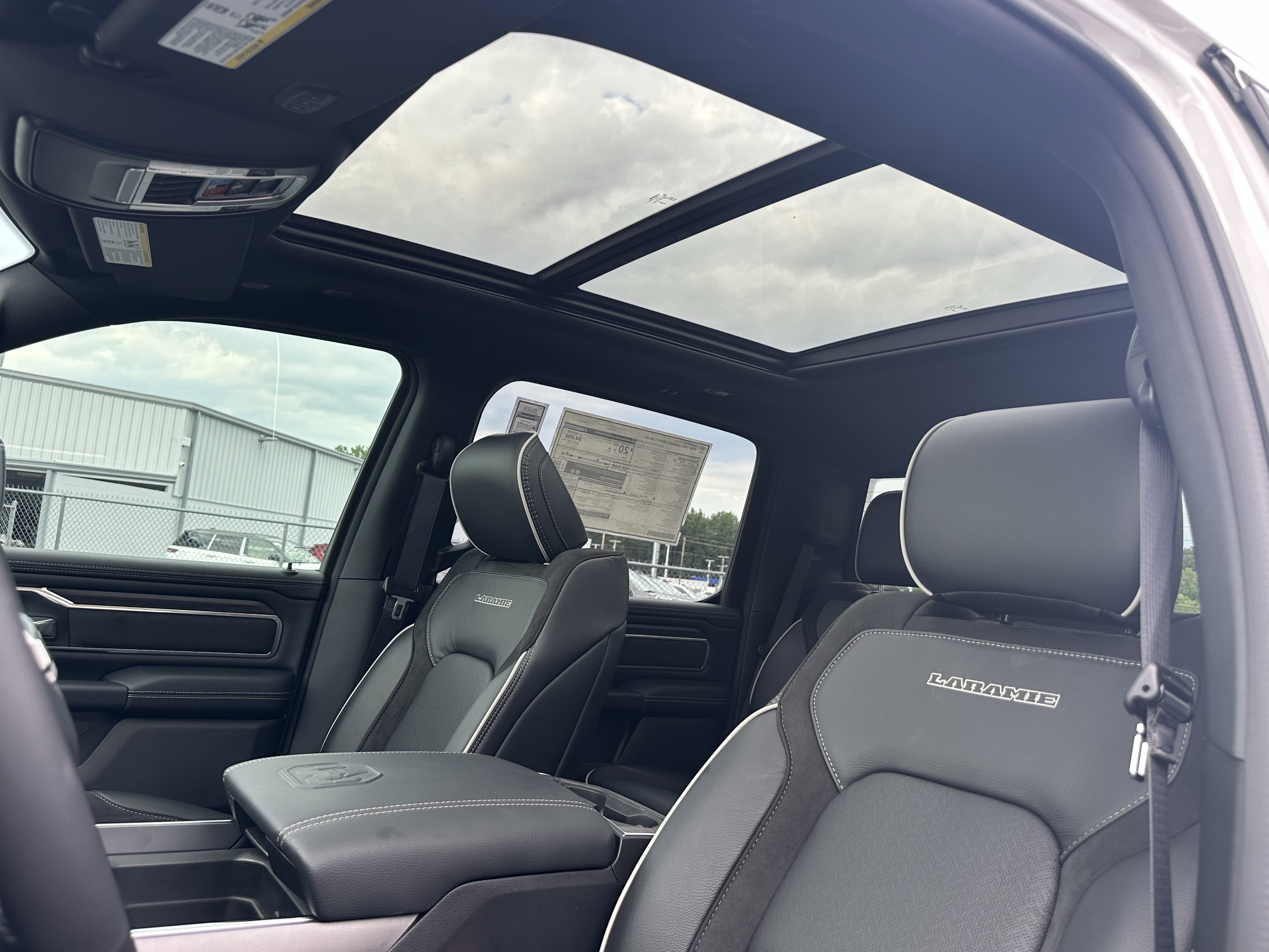 New 2026 Bright White Clear-Coat Exterior Paint RAM Laramie image 29