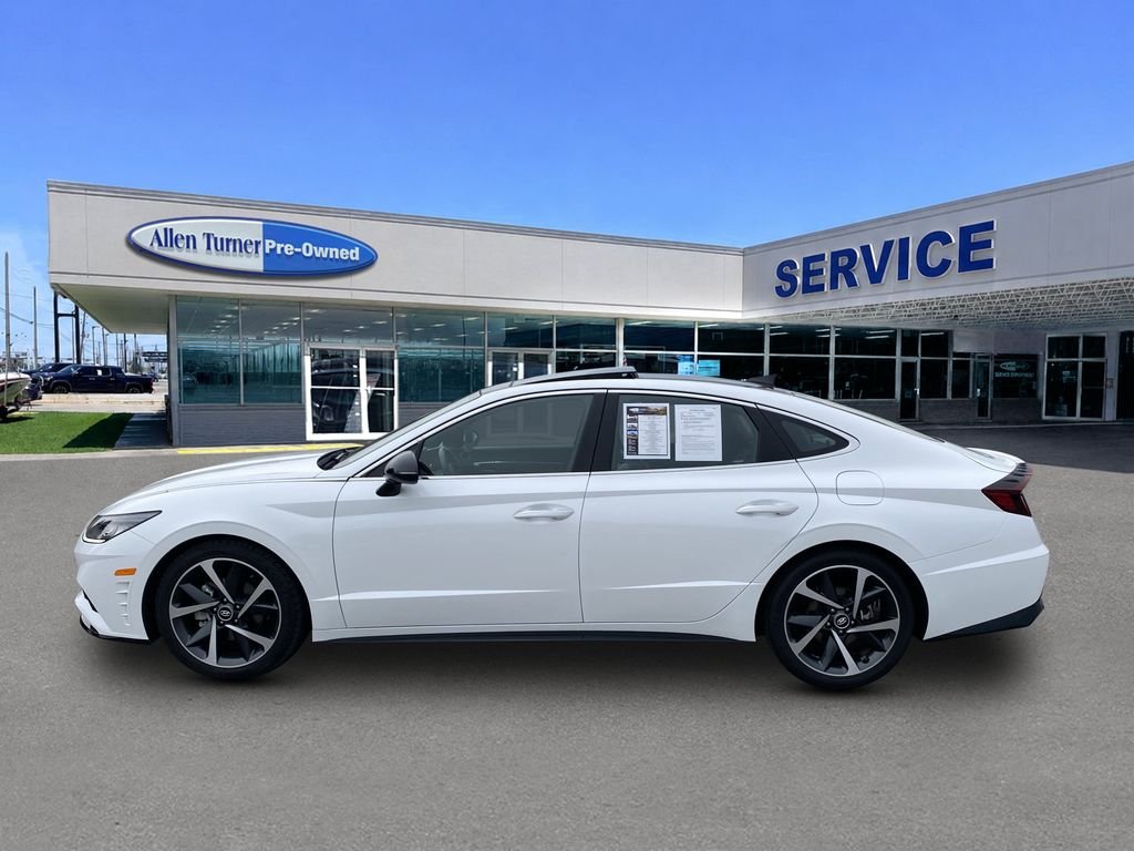 Used 2022 Quartz White Hyundai SEL Plus image 5