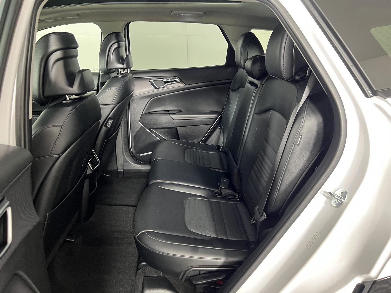 Used 2024 Glacial White Pearl Kia SX-Prestige image 29