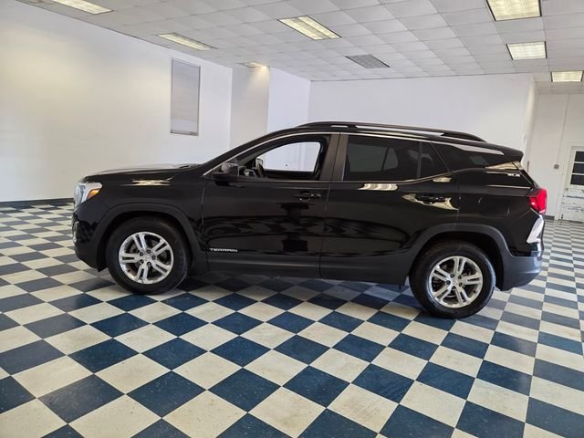 Used 2021 Black GMC SLE image 4