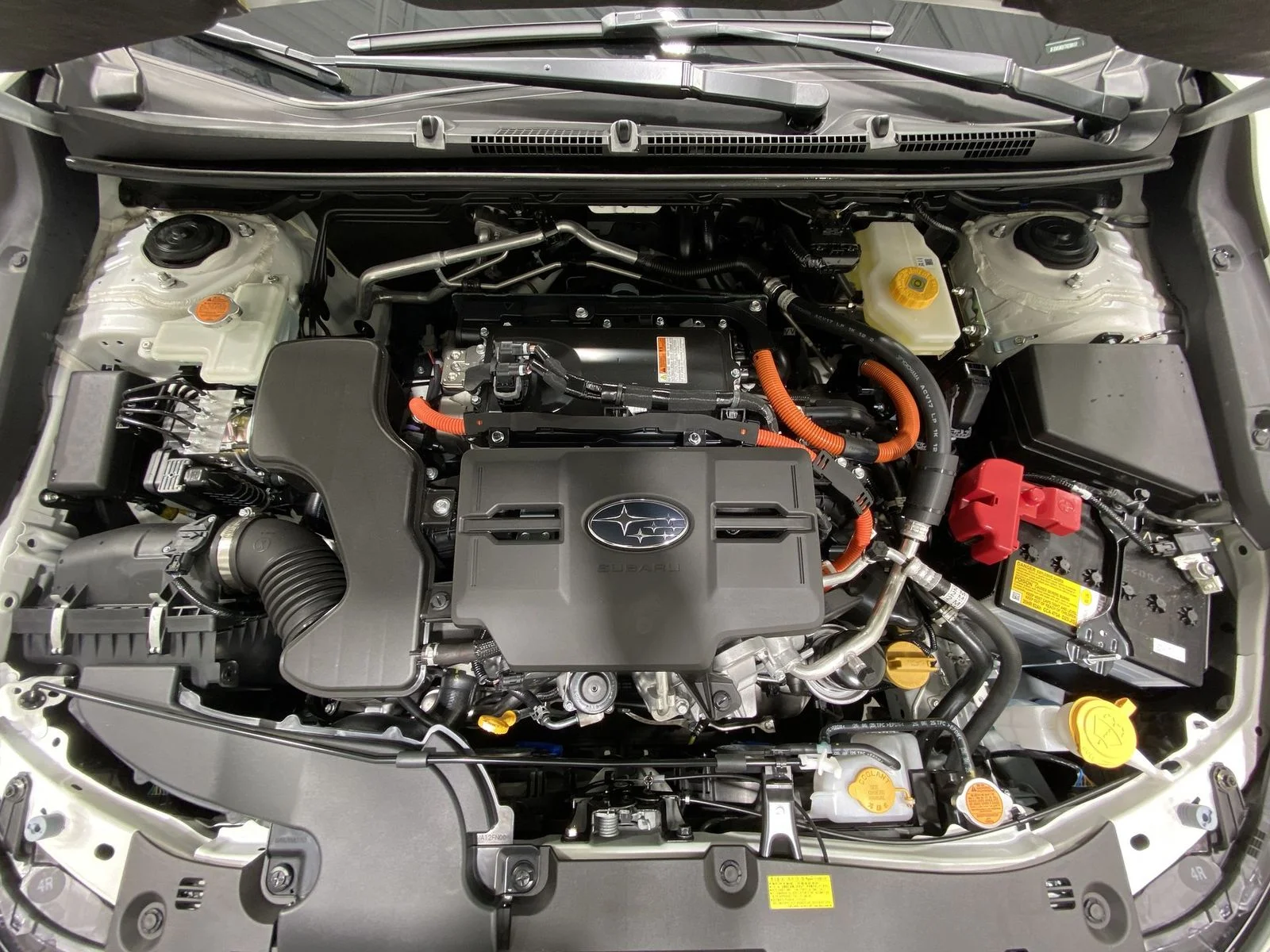 New 2026 CRYSTAL WHITE PEARL Subaru Limited image 25