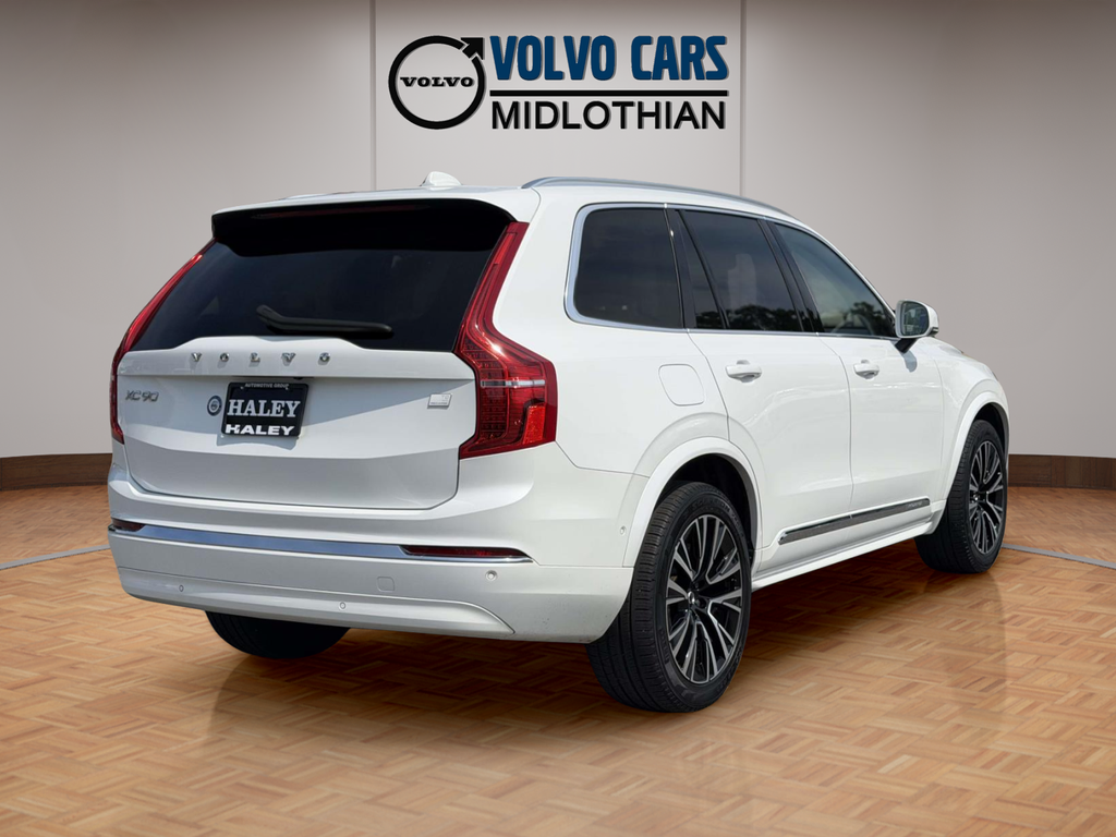 Used 2024 White Volvo T8 Plus Bright Theme 7 Passenger image 19