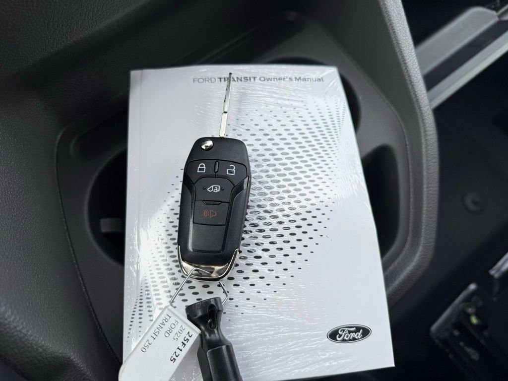 2025 Ford Transit Van Base - Photo 38