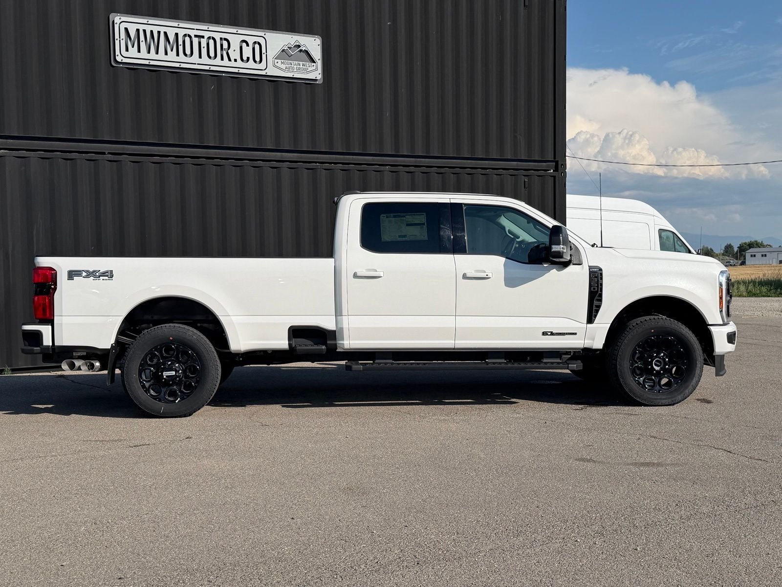 2026 Ford F-350 Super Duty Lariat - Photo 6