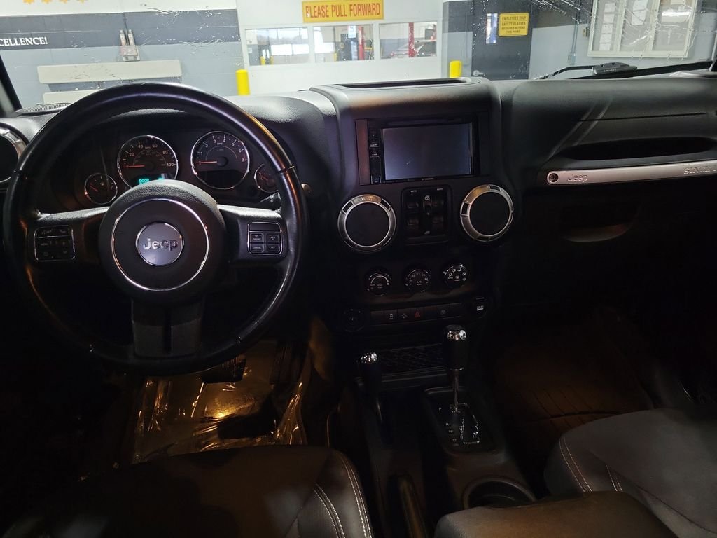2018 Jeep Wrangler JK Unlimited Sahara - Photo 22