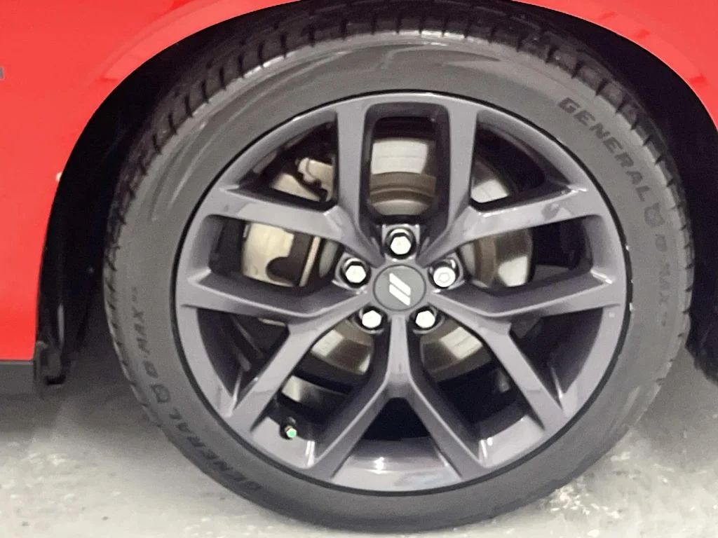 Used 2021 Torred Clearcoat Dodge R/T 5.7L HEMI 1 Owner image 9