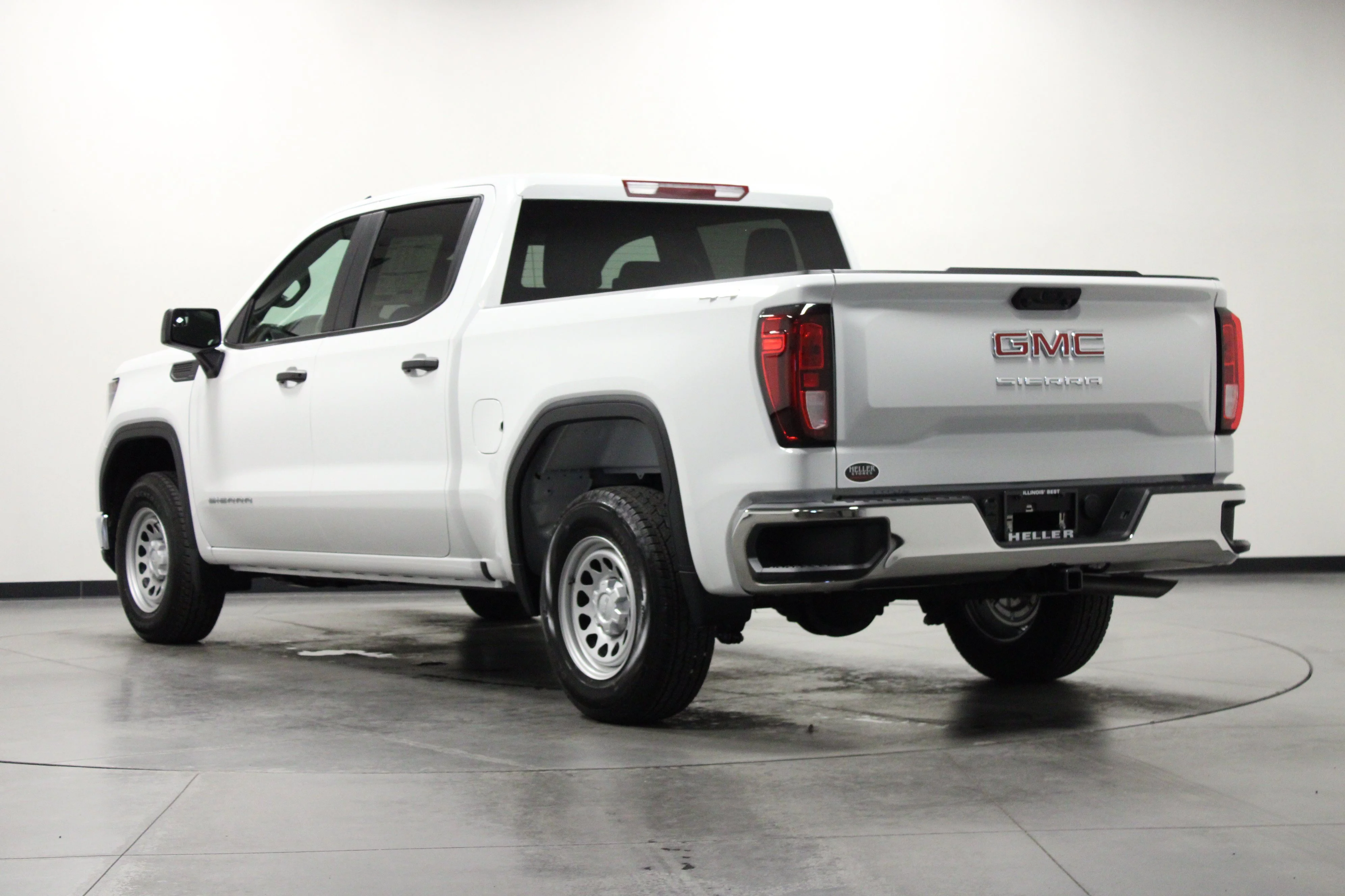 New 2026 Summit White GMC Pro image 6