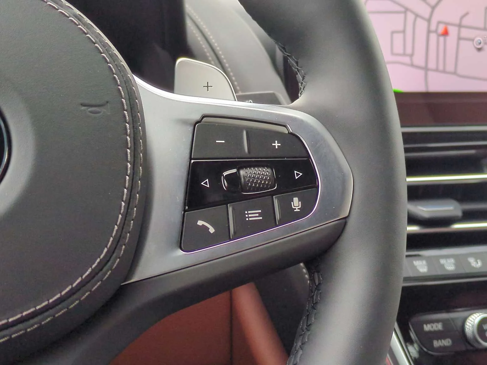 2026 BMW 8 Series 840i - Photo 26