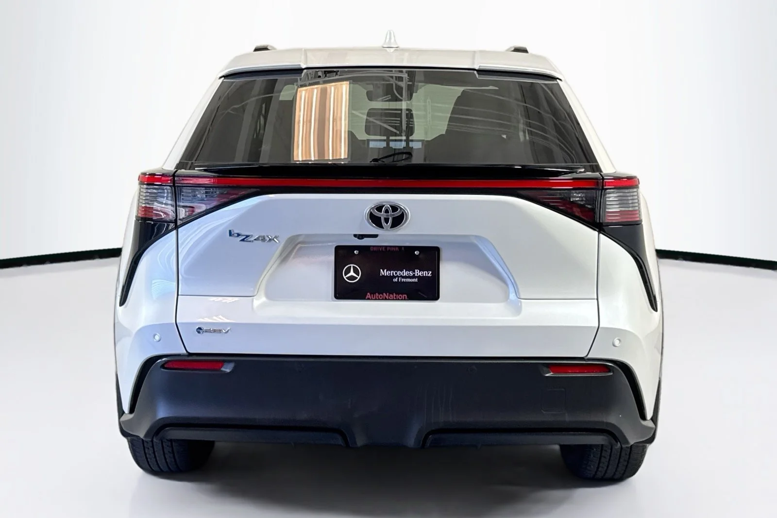 Used 2025 White Toyota Limited image 6