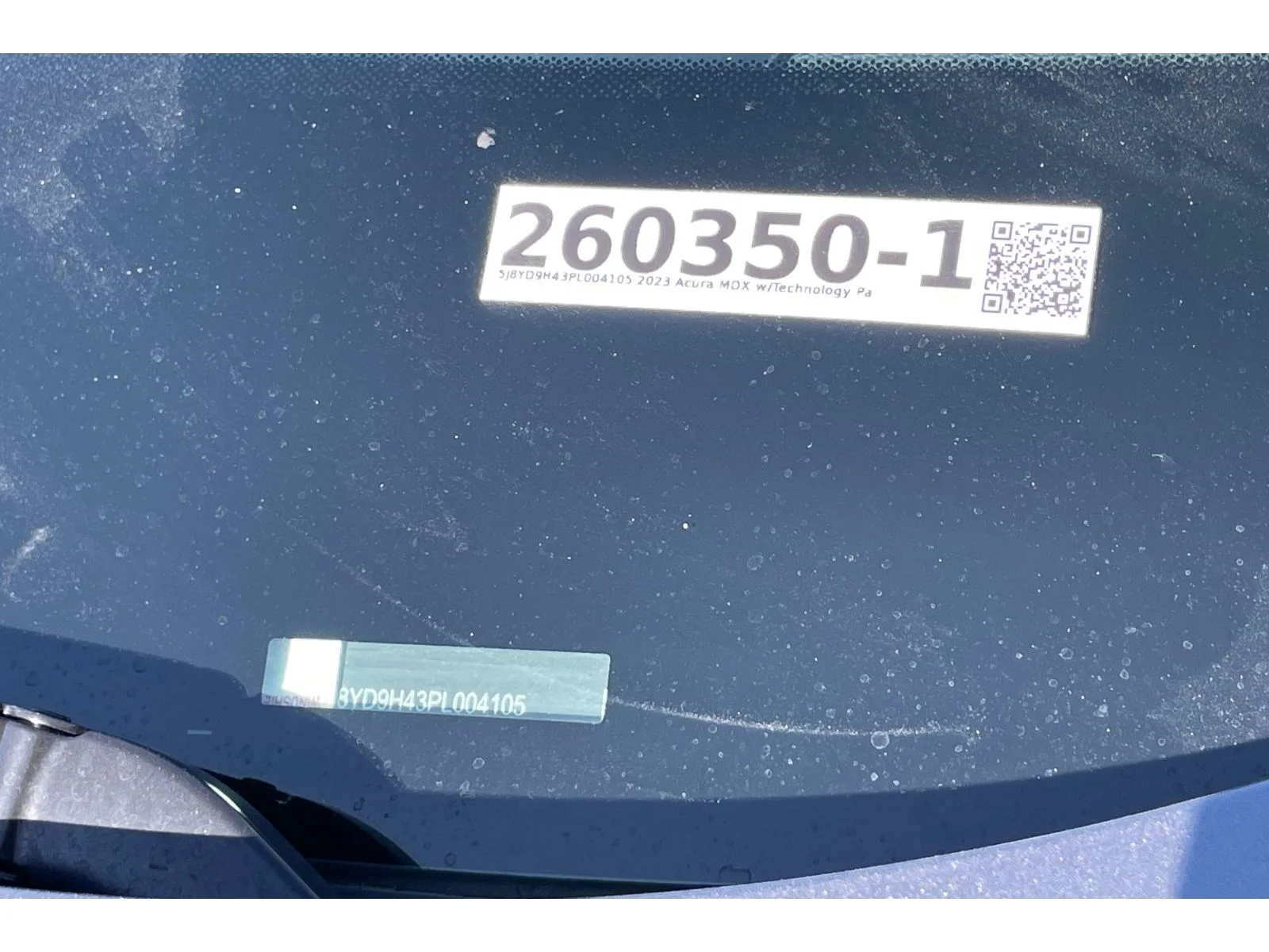 Used 2023 Liquid Carbon Metallic Acura w/Technology Package image 2