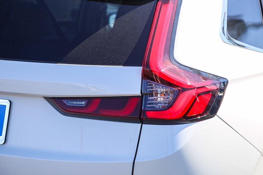 New 2026 Platinum White Pearl Honda LX image 10