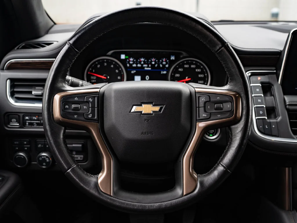 Used 2021 Summit White Chevrolet High Country image 42