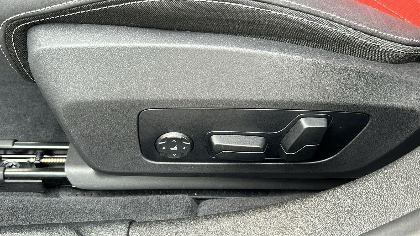 2025 BMW 2 Series 228 - Photo 11