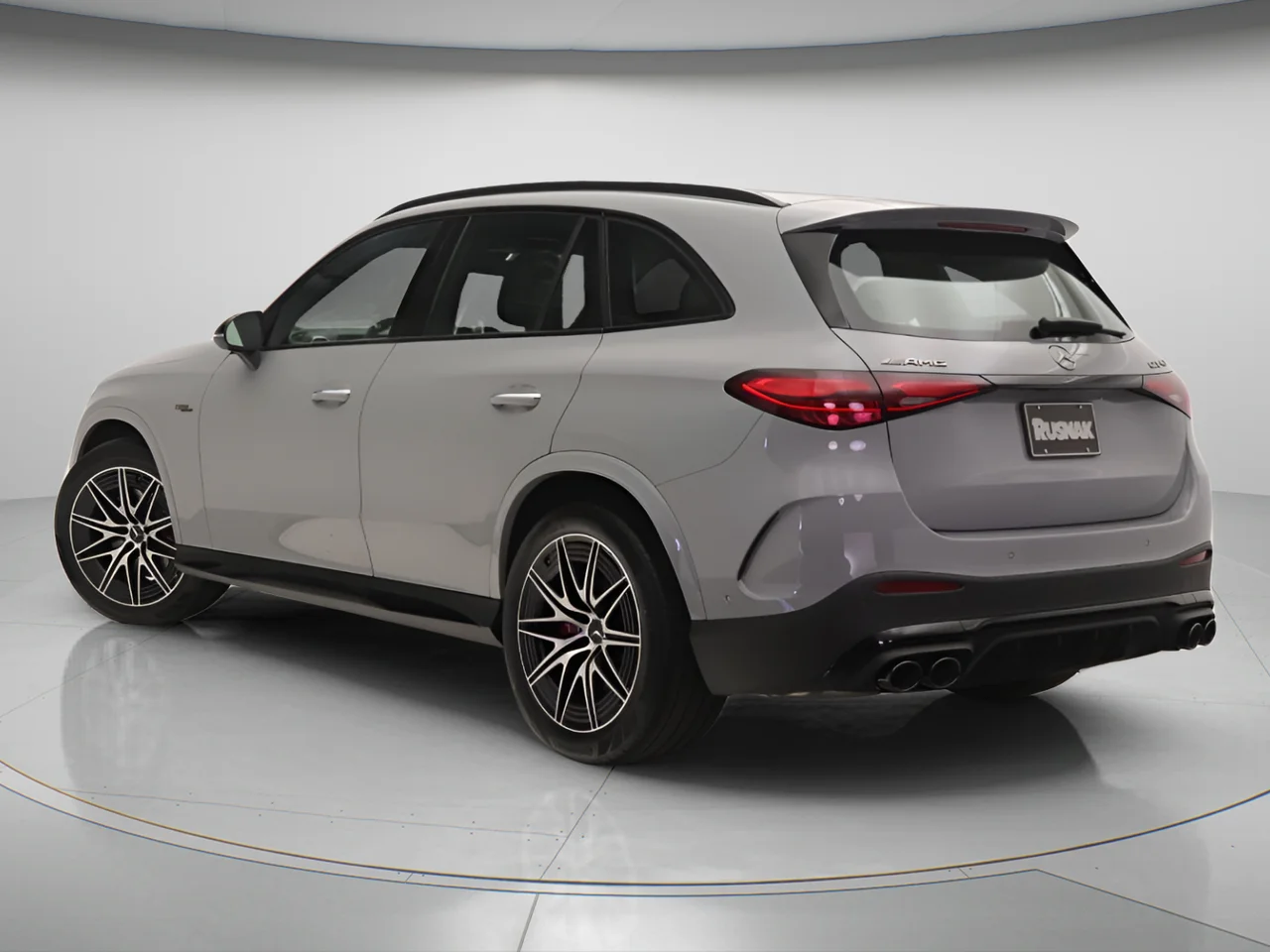New 2026 MANUFAKTUR Alpine Grey Mercedes-Benz 43 AMG® 4MATIC® image 2