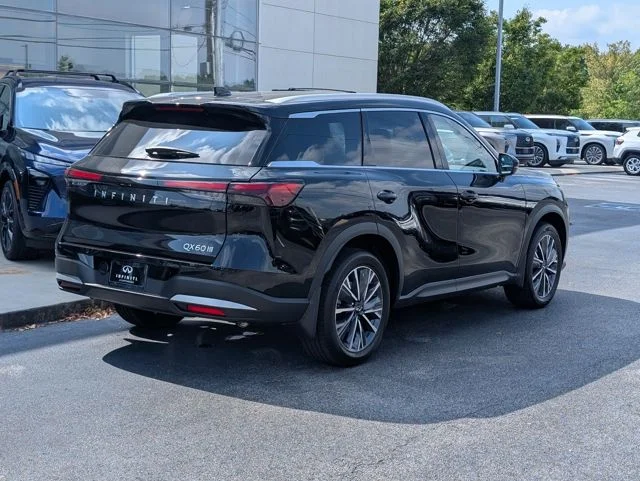 New 2027 MINERAL BLACK INFINITI LUXE image 7