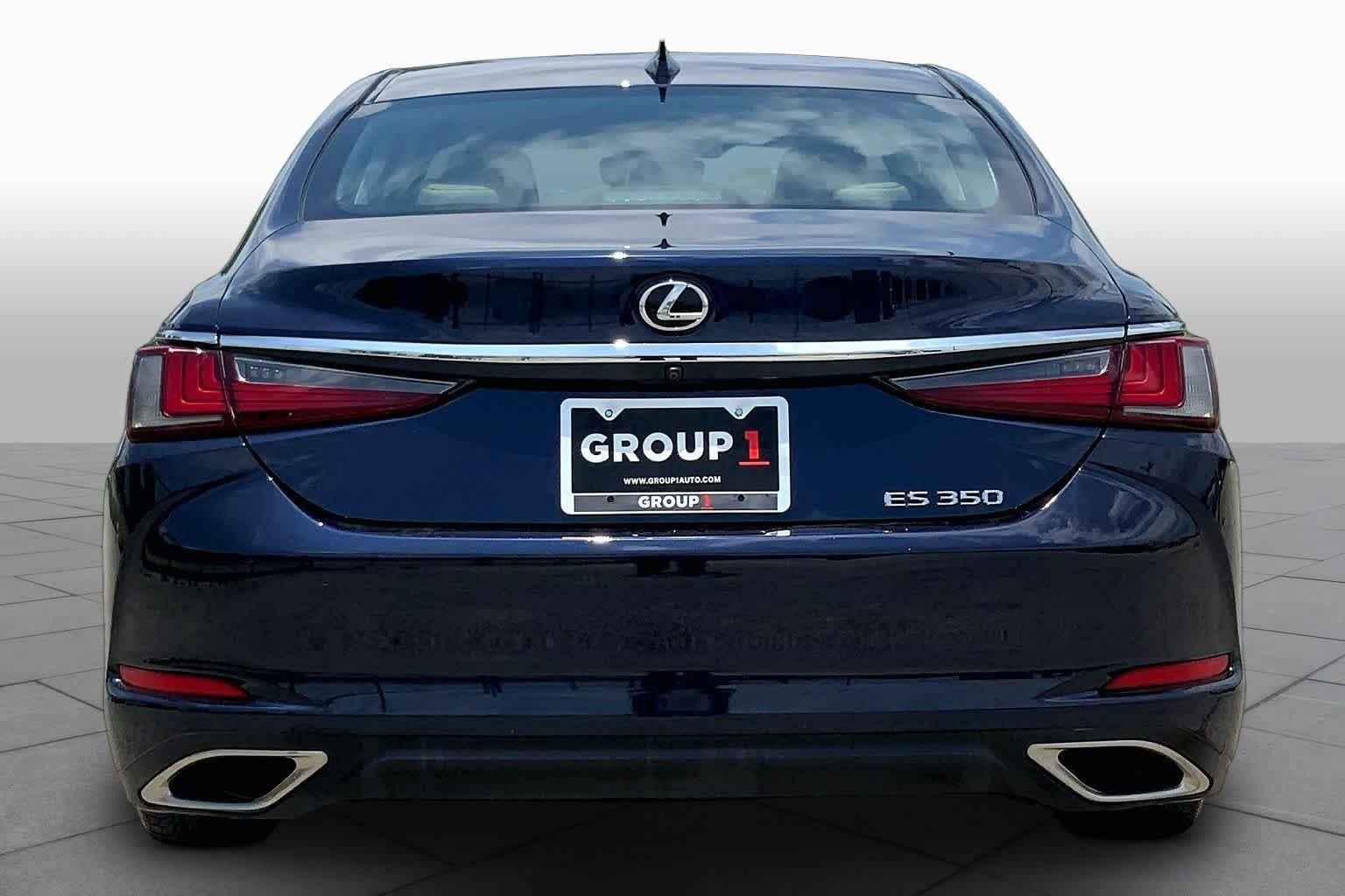 Used 2019 Nightfall Mica Lexus  image 5