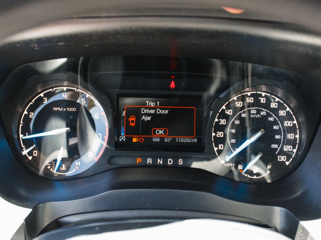 Used 2020 Iconic Silver Metallic Ford XLT image 15
