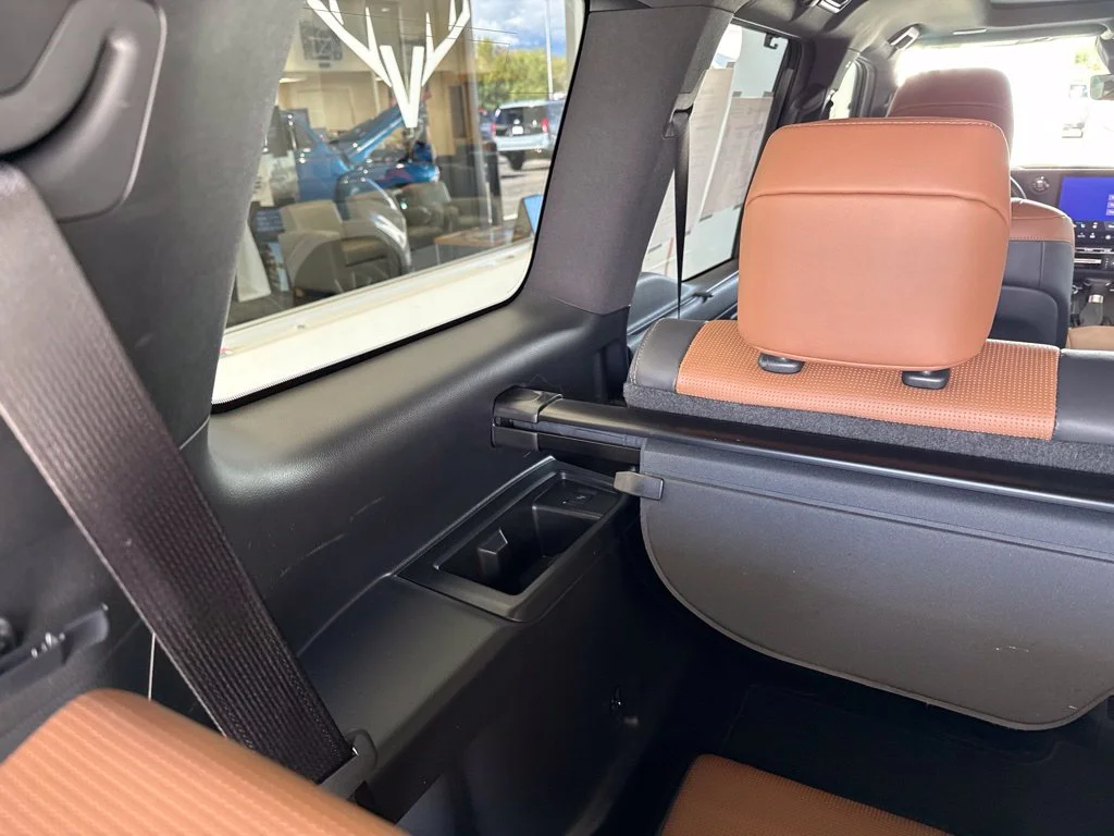 Used 2025 Silver Lexus 550 Luxury+ image 30