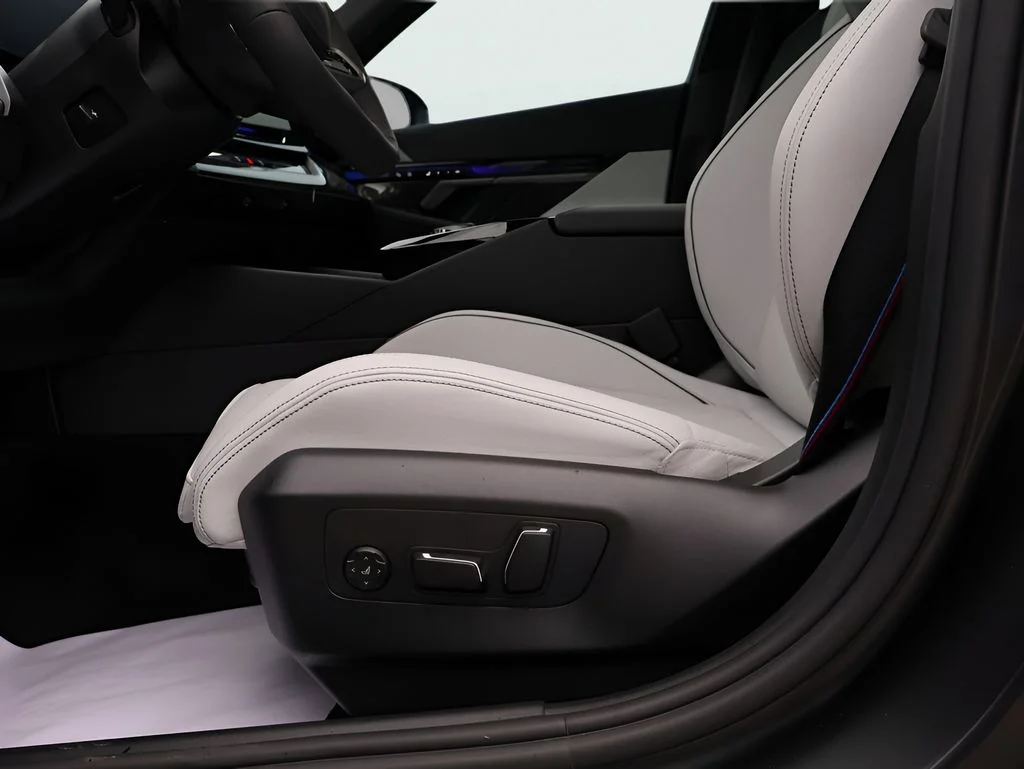 Used 2027 Frozen Deep Grey Metallic BMW Touring image 39