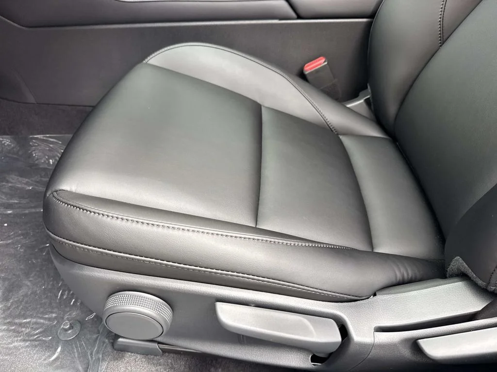 New 2026 Jet Black Mica Mazda 2.5 S Select Sport image 24