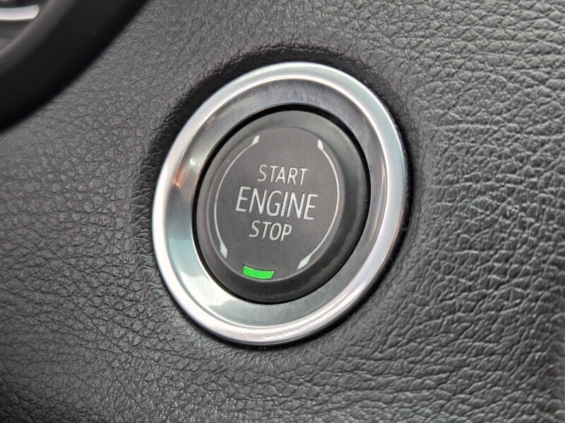 Used 2020 Crystal White CADILLAC FWD 4DR PREMIUM LUXURY image 28