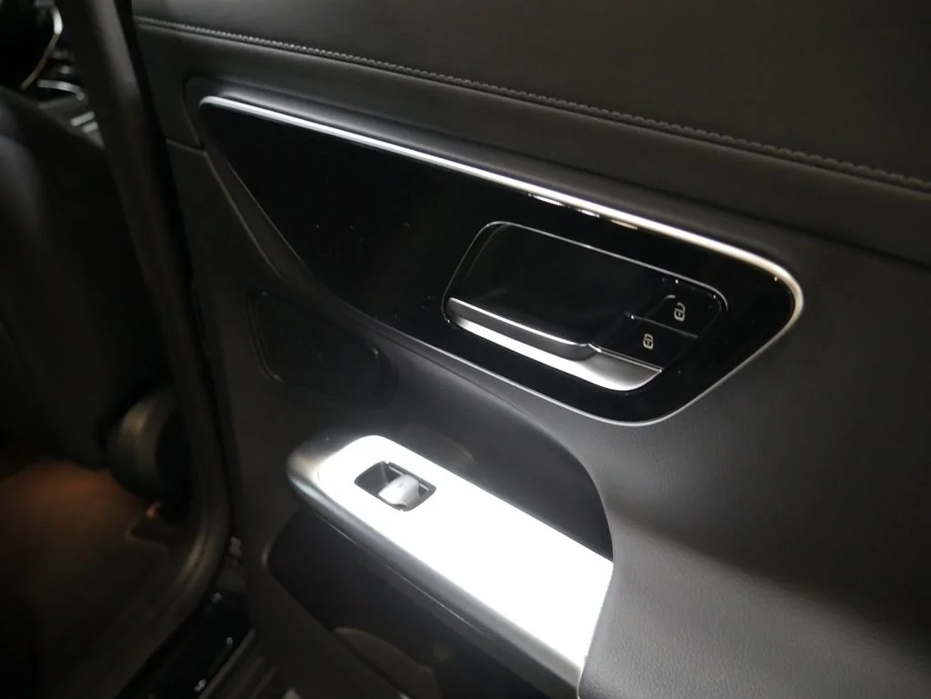 Certified Used 2026 Black Mercedes-Benz GLC 300 image 31