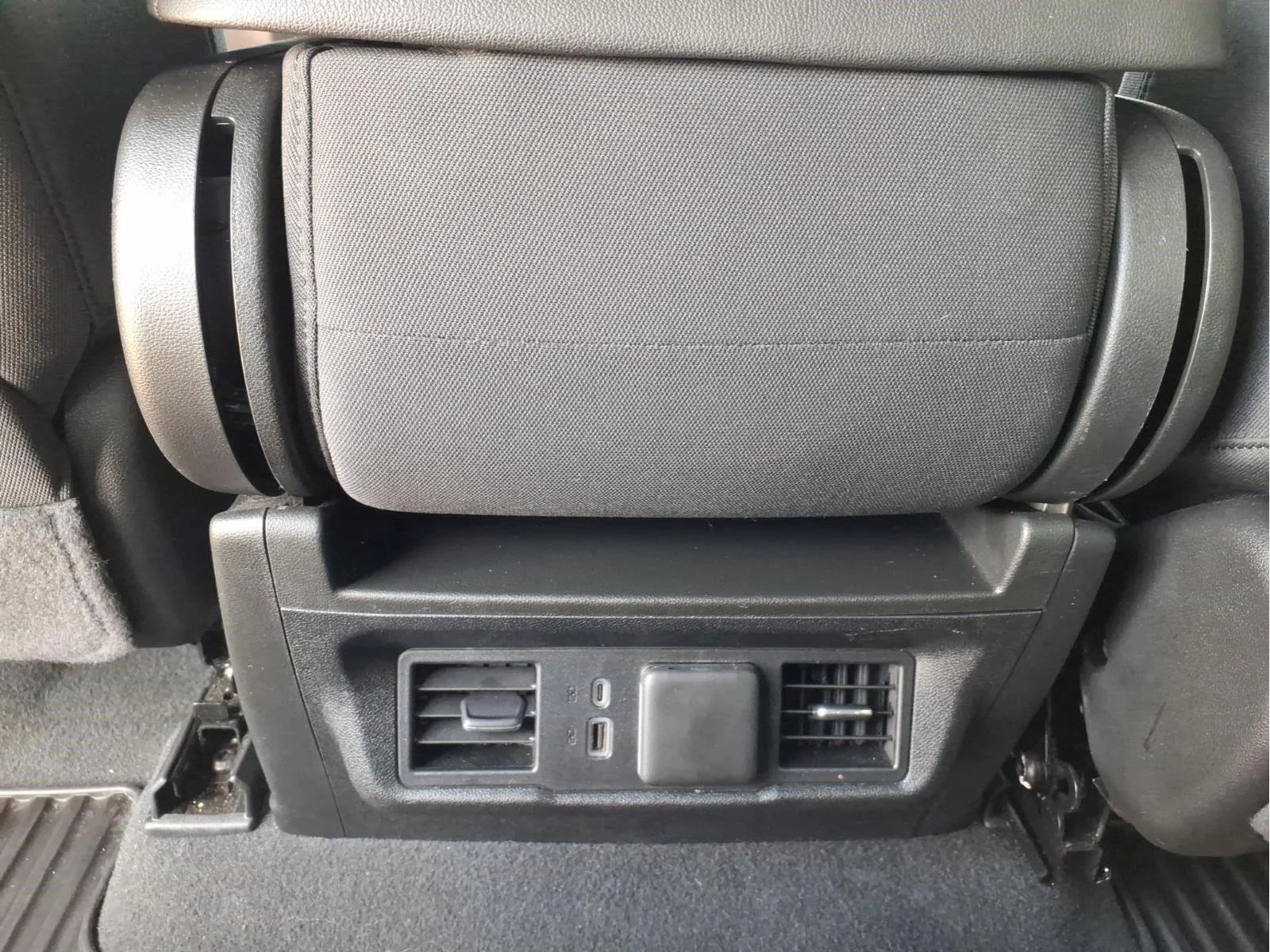 Used 2024 Thunderstorm Gray GMC Elevation image 12