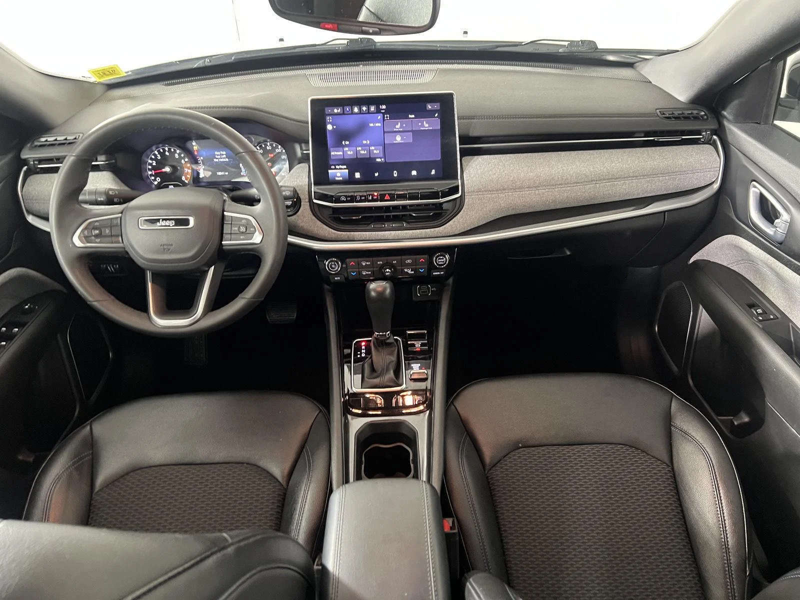 Used 2024 Bright White Clearcoat Jeep Latitude image 2