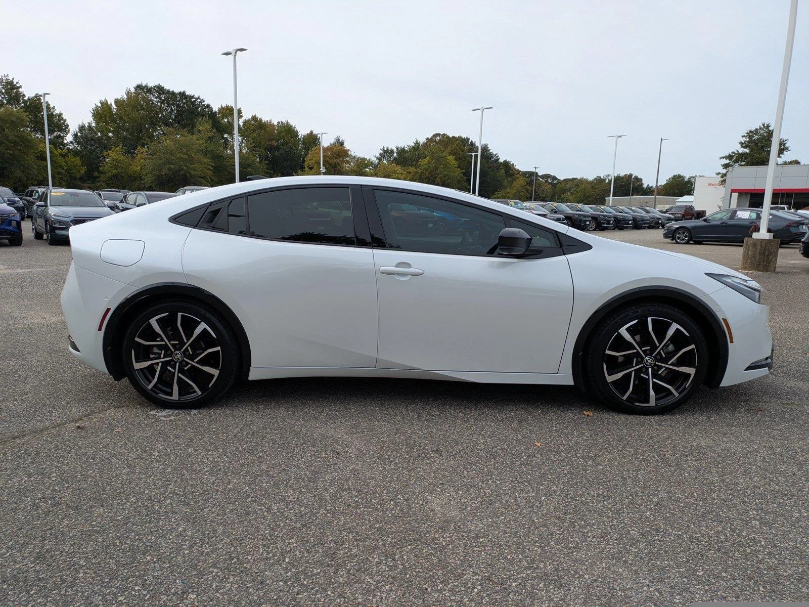 Certified Used 2026 Wind Chill Pearl Toyota XSE Premium image 3