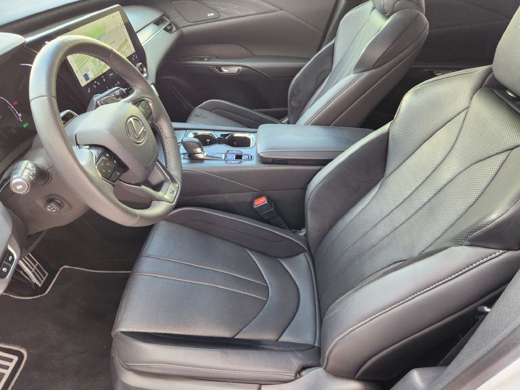 Certified Used 2024 Ultra White Lexus 500h F SPORT Performance image 13