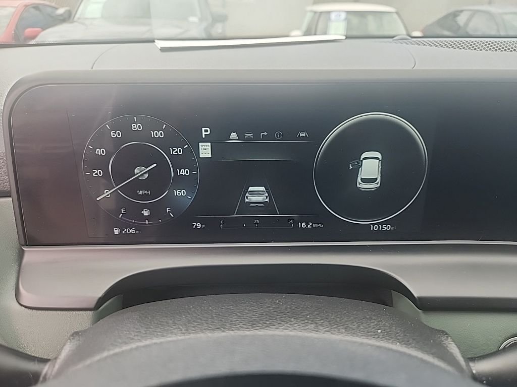 Used 2024 White Kia SX image 22